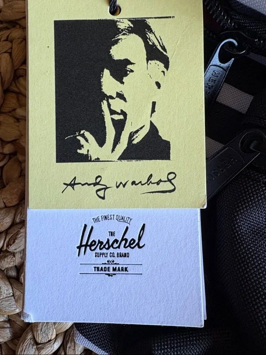 Herschel Seventeen Hip Pack NWT - Picture 3 of 6